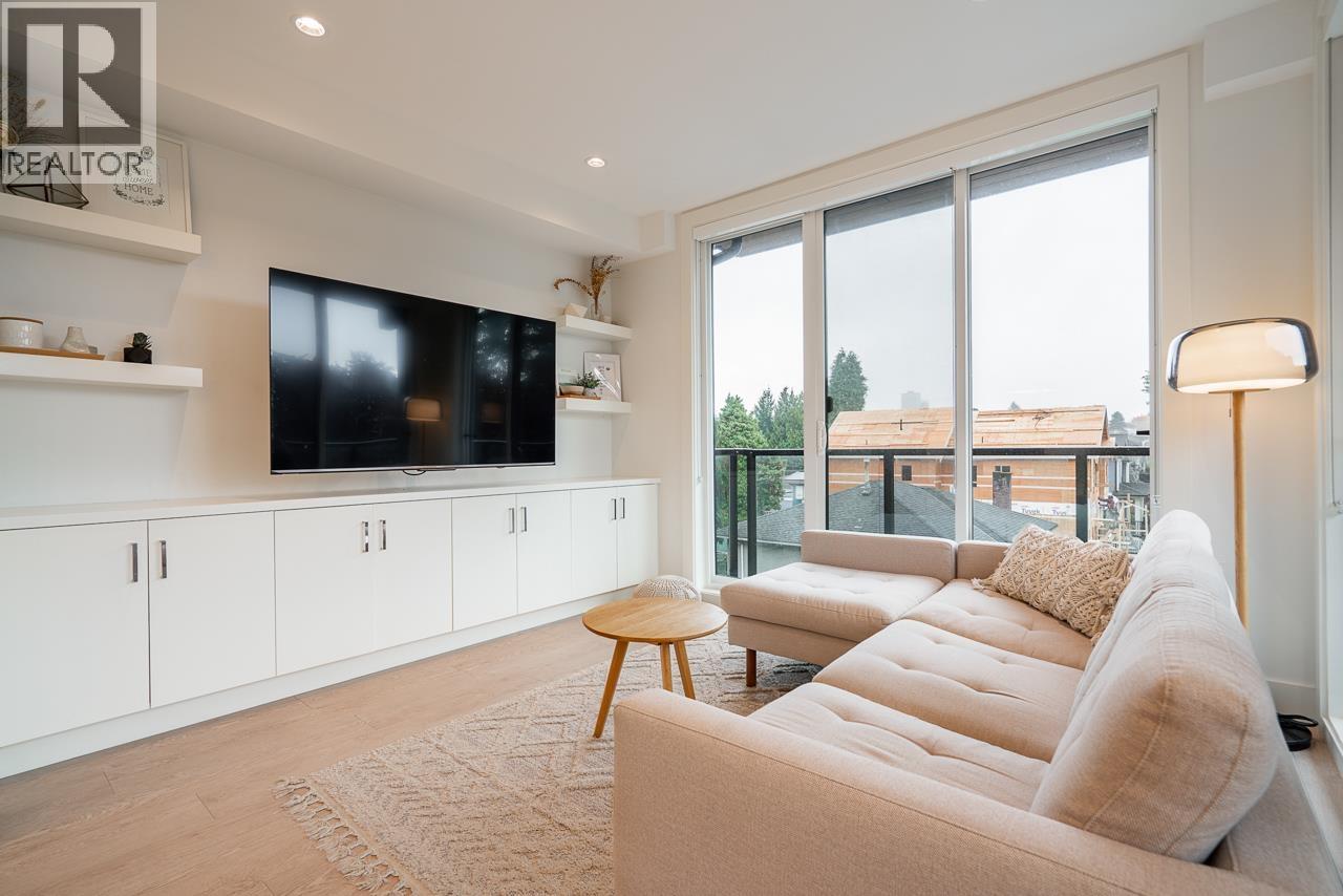 4756 Duchess Street, Vancouver, British Columbia  V5R 0K3 - Photo 4 - R3063204