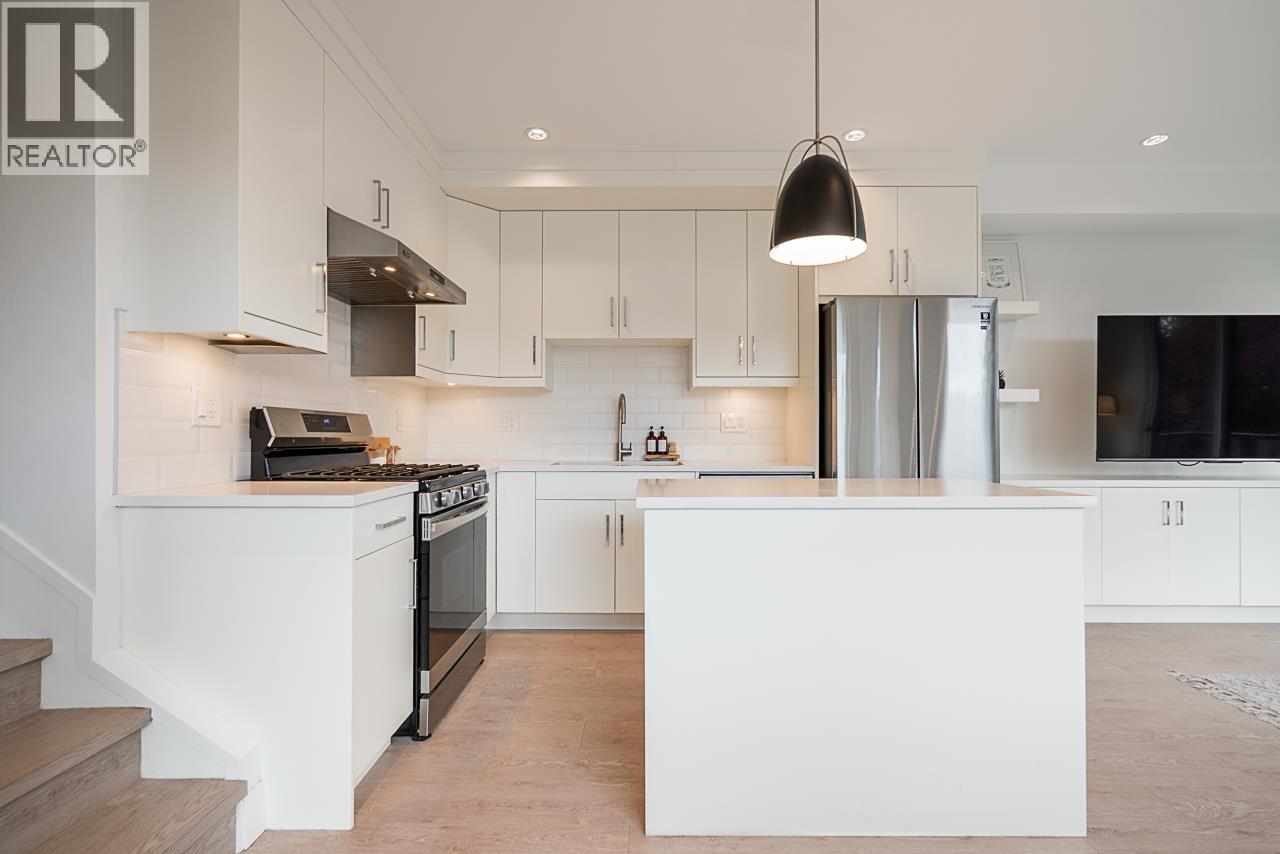 4756 Duchess Street, Vancouver, British Columbia  V5R 0K3 - Photo 9 - R3063204