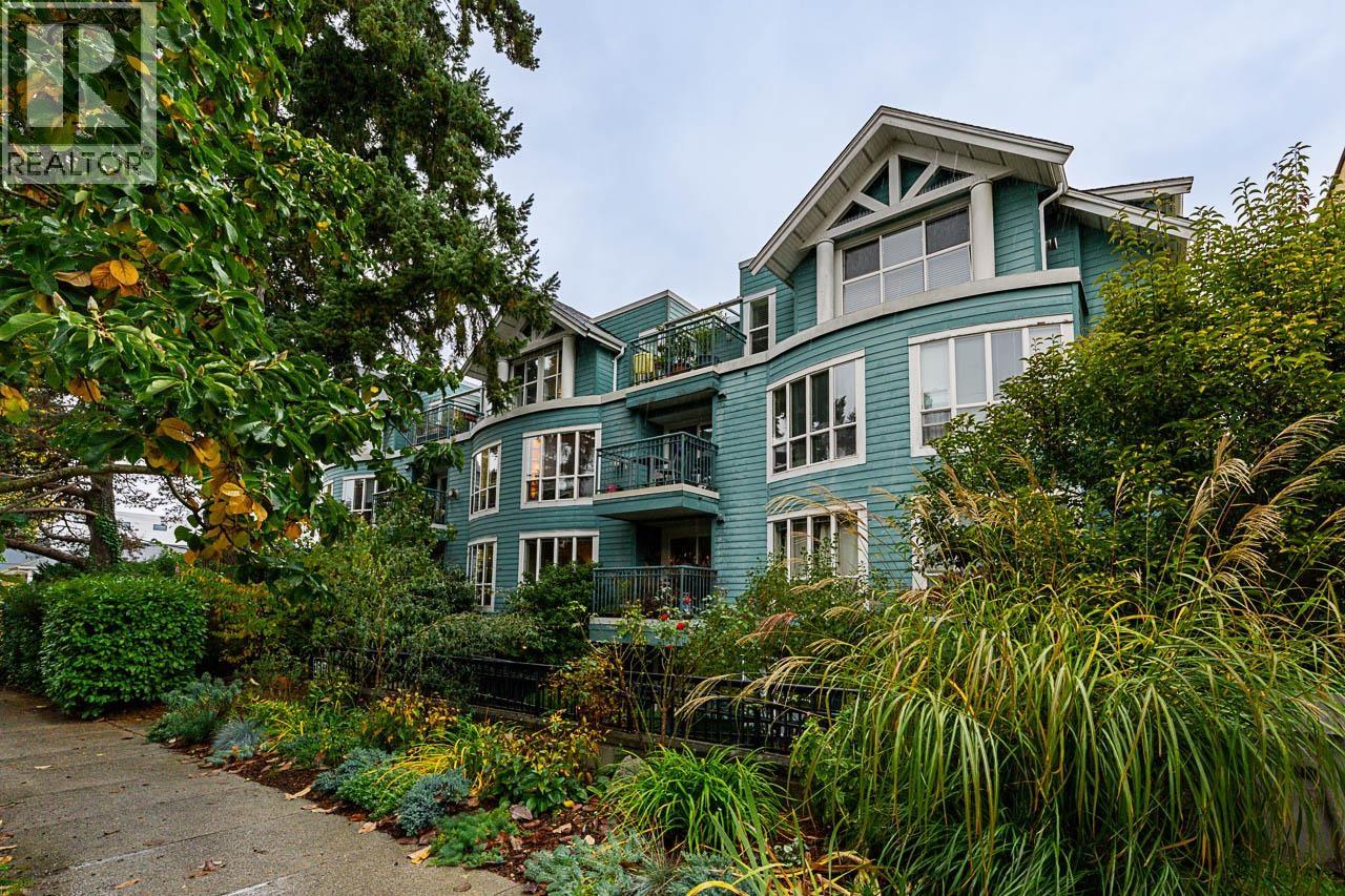 403 1617 Grant Street, Vancouver, British Columbia  V5L 2Y4 - Photo 2 - R3063187