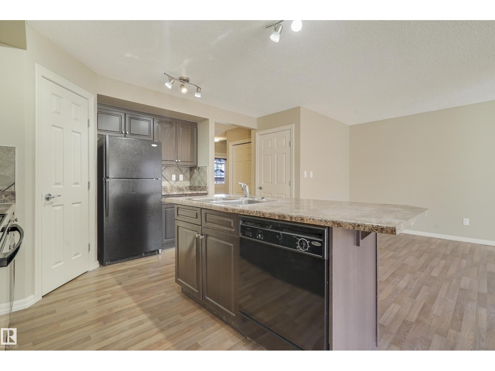 1323 Cunningham Dr Sw, Edmonton, Alberta  T6W 1R8 - Photo 4 - E4463984