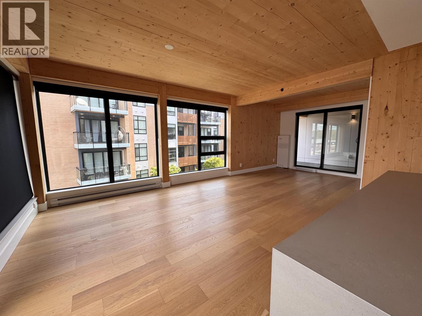 201 310 Salter Street, New Westminster, British Columbia  V3M 0N7 - Photo 5 - R3063208