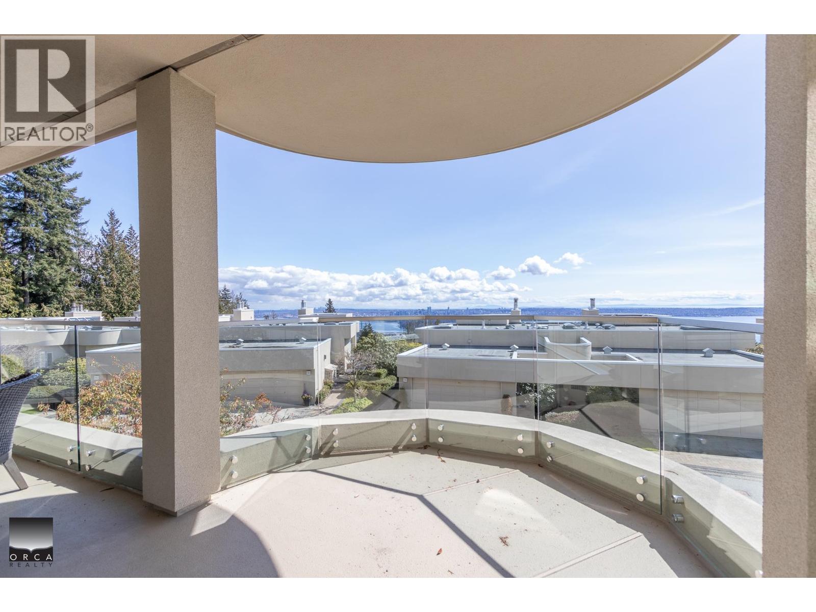 2341 Folkestone Way, West Vancouver, British Columbia  V7S 3C9 - Photo 13 - R3063225