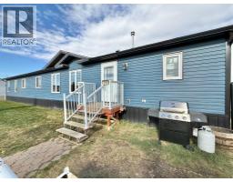 323, 349 Railway Avenue W