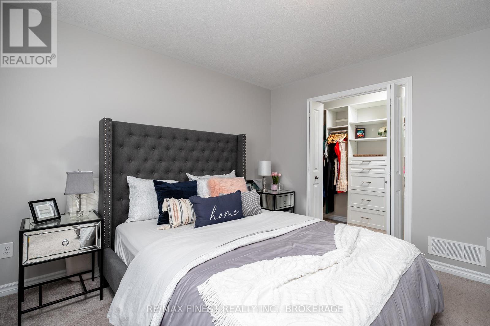 140 Simurda Court, Loyalist, Ontario  K7N 0A8 - Photo 21 - X12468923