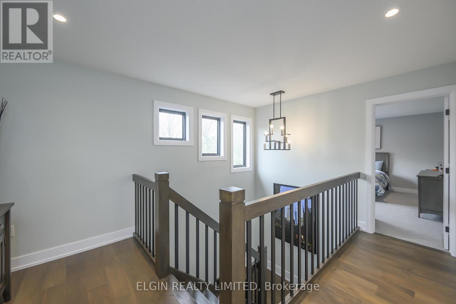 107 Optimist Drive, Southwold, Ontario  N5P 0G2 - Photo 24 - X12473916