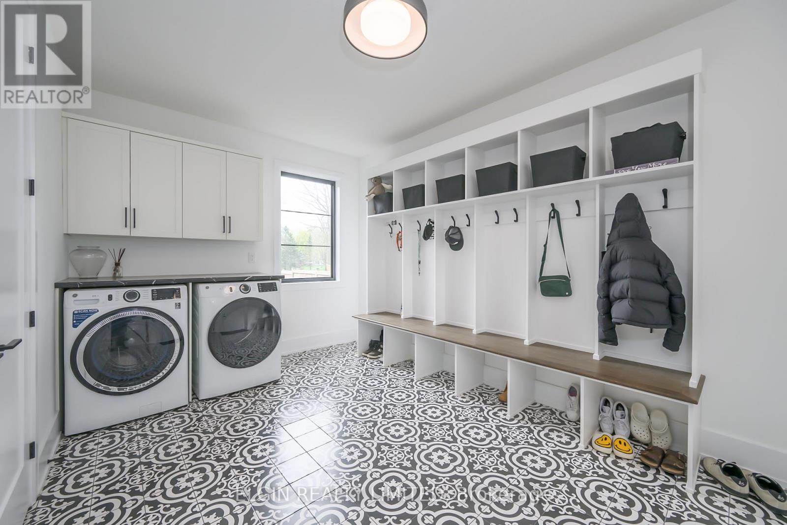 107 Optimist Drive, Southwold, Ontario  N5P 0G2 - Photo 22 - X12473916