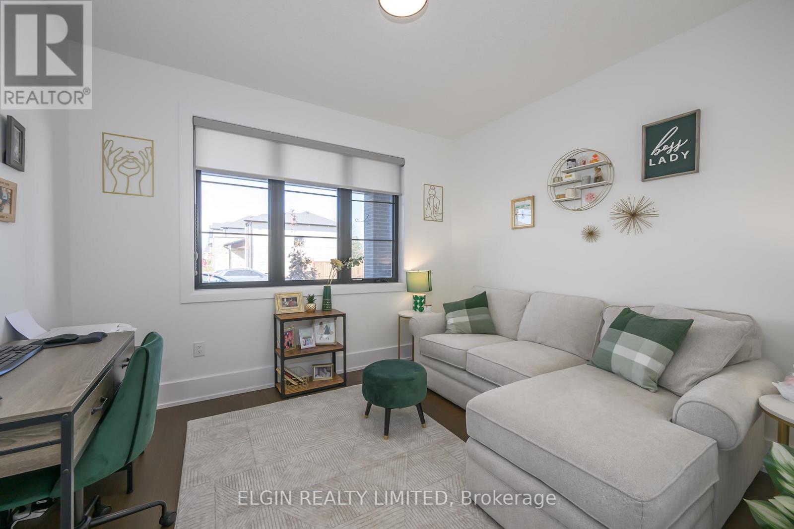 107 Optimist Drive, Southwold, Ontario  N5P 0G2 - Photo 12 - X12473916