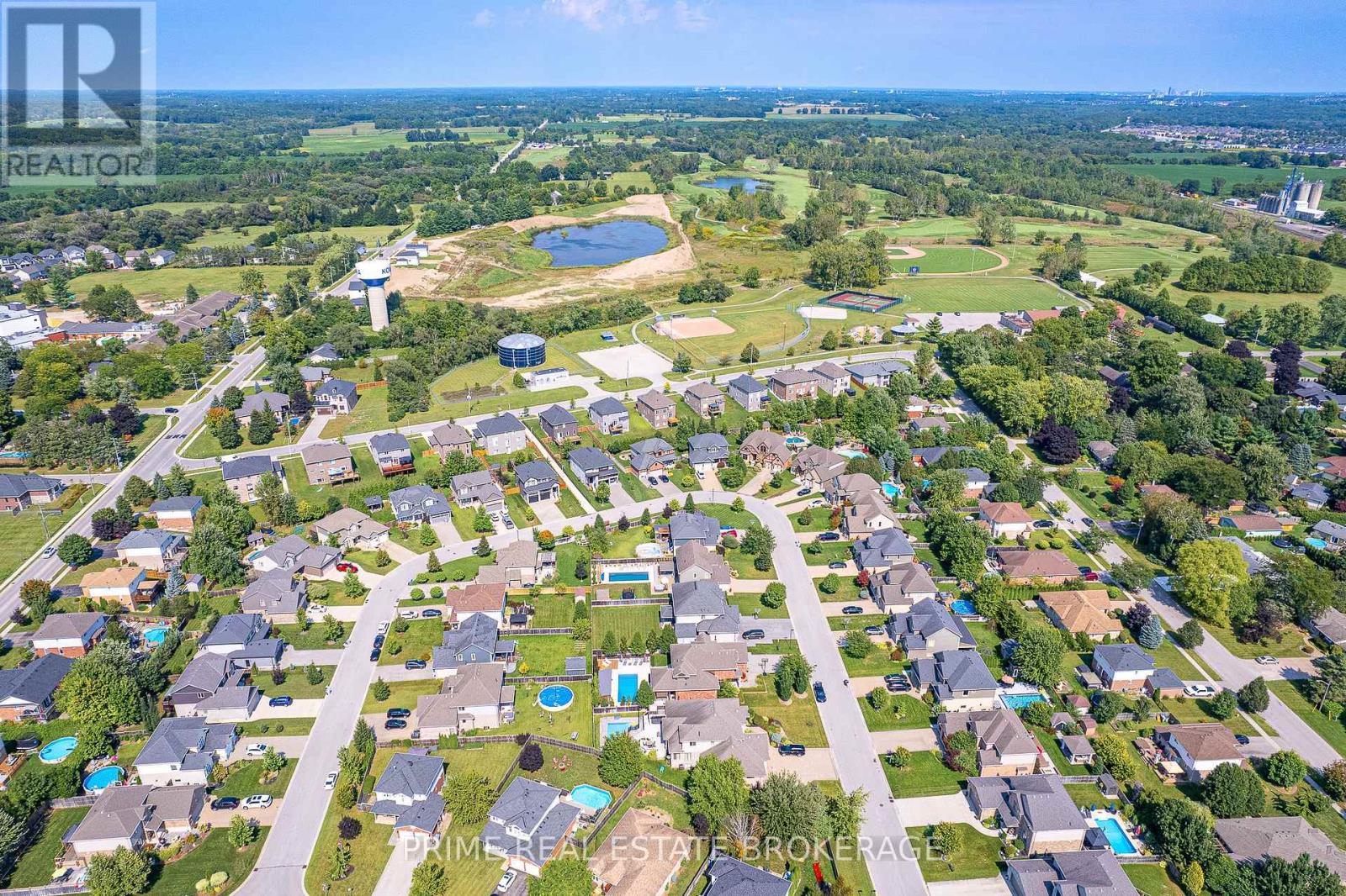 56 Fieldstone Crescent S, Middlesex Centre, Ontario  N0L 1R0 - Photo 45 - X12393685