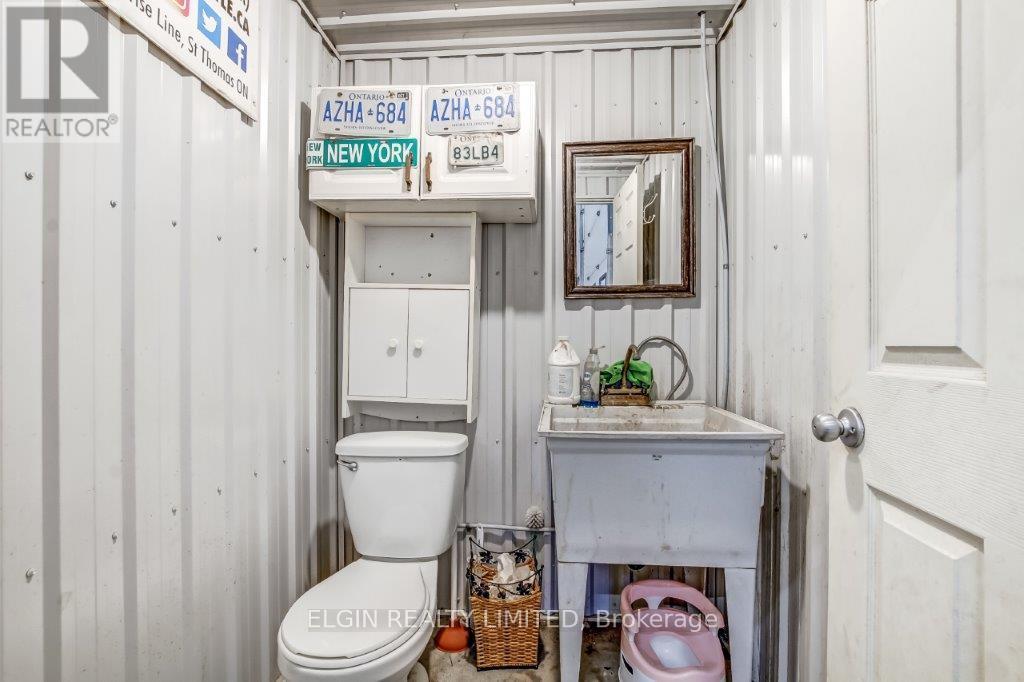 16 North Valerie Street, St. Thomas, Ontario  N5R 1A6 - Photo 34 - X12490066