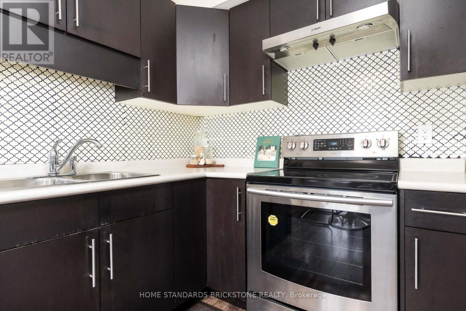 7720 Shaw Street, Niagara Falls, Ontario  L2G 0H1 - Photo 14 - X12489770