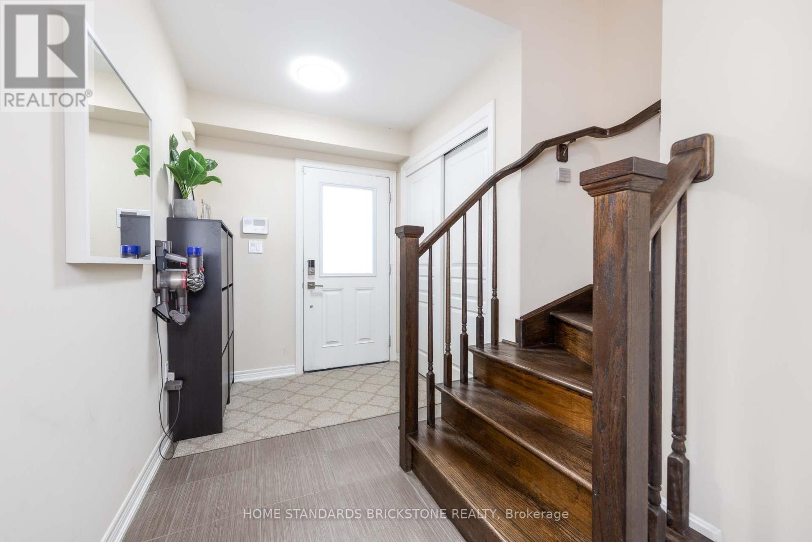 7720 Shaw Street, Niagara Falls, Ontario  L2G 0H1 - Photo 6 - X12489770