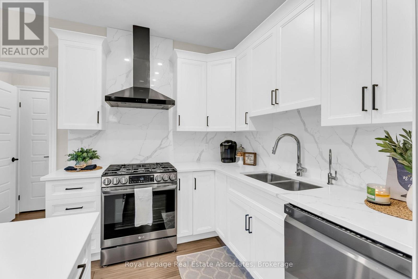 7 Tindall Crescent, East Luther Grand Valley, Ontario  L9W 7R9 - Photo 13 - X12489924