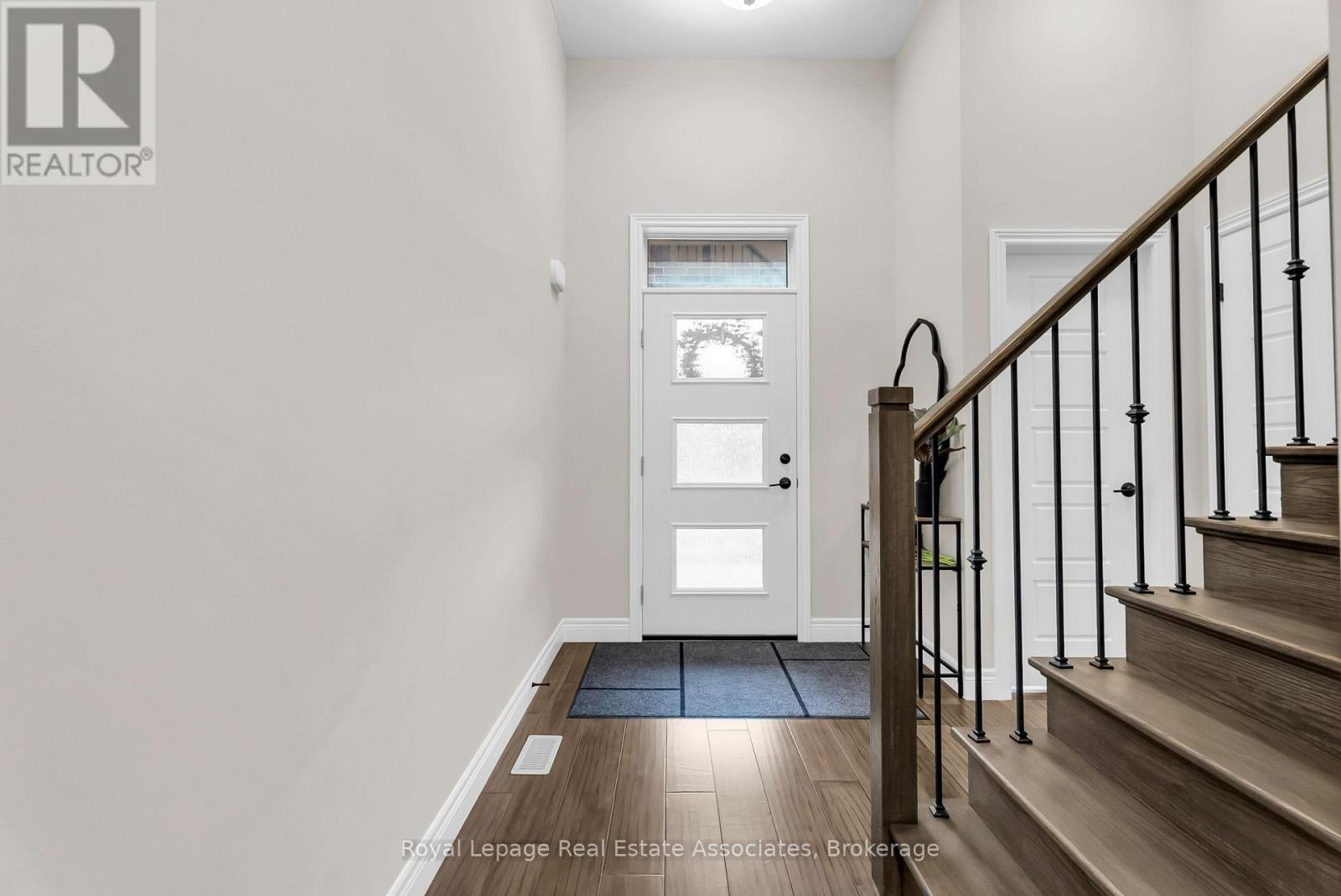 7 Tindall Crescent, East Luther Grand Valley, Ontario  L9W 7R9 - Photo 5 - X12489924