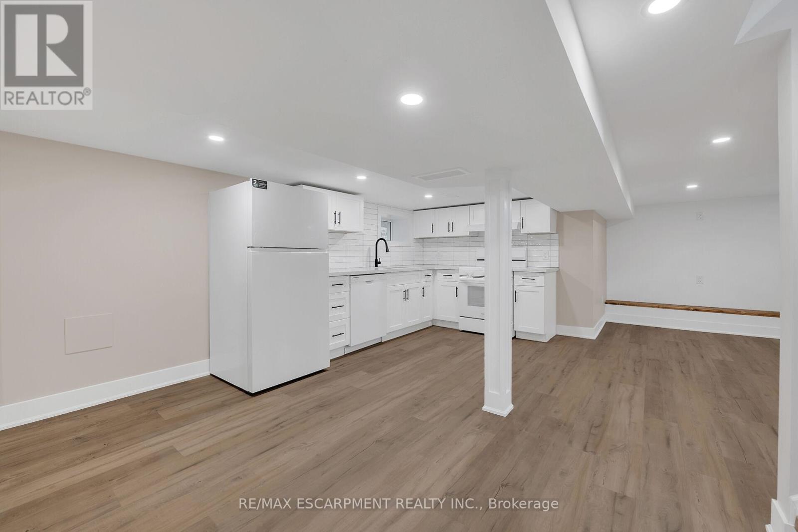 126 Auburn Avenue, Hamilton, Ontario  L8K 3B2 - Photo 29 - X12489936