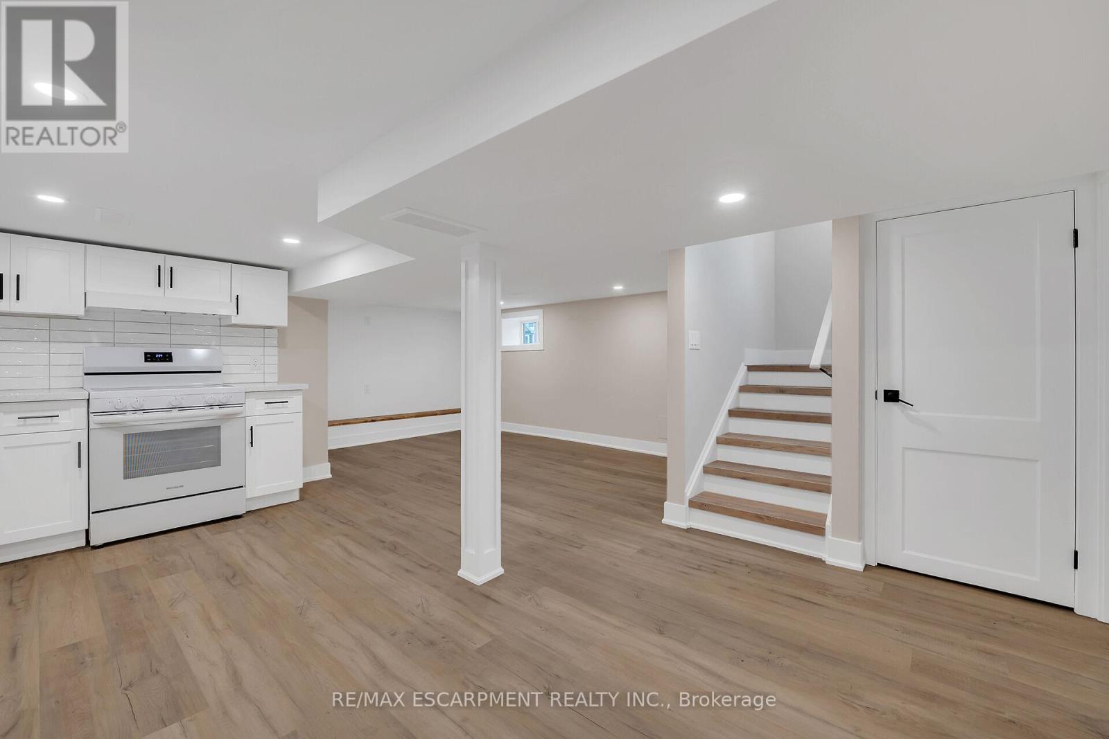 126 Auburn Avenue, Hamilton, Ontario  L8K 3B2 - Photo 30 - X12489936