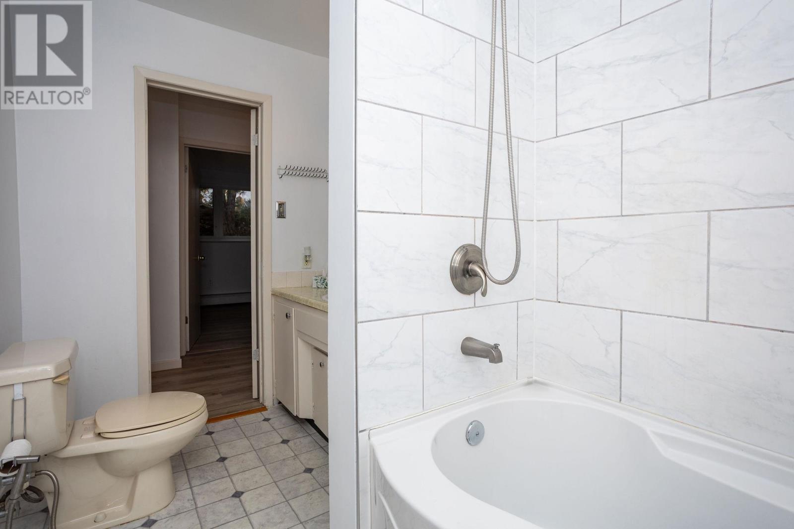 7 Crestview Drive, Charlottetown, Prince Edward Island  C1E 1N4 - Photo 31 - 202526888