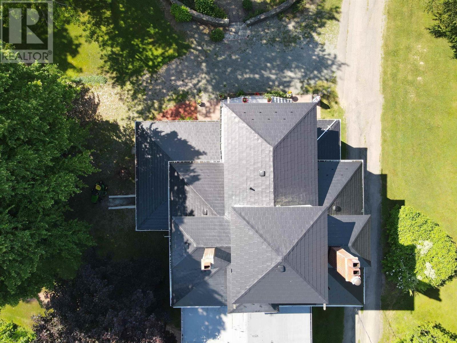 317 Church Road, Little Bras D'or, Nova Scotia  B0E 3A3 - Photo 5 - 202517469