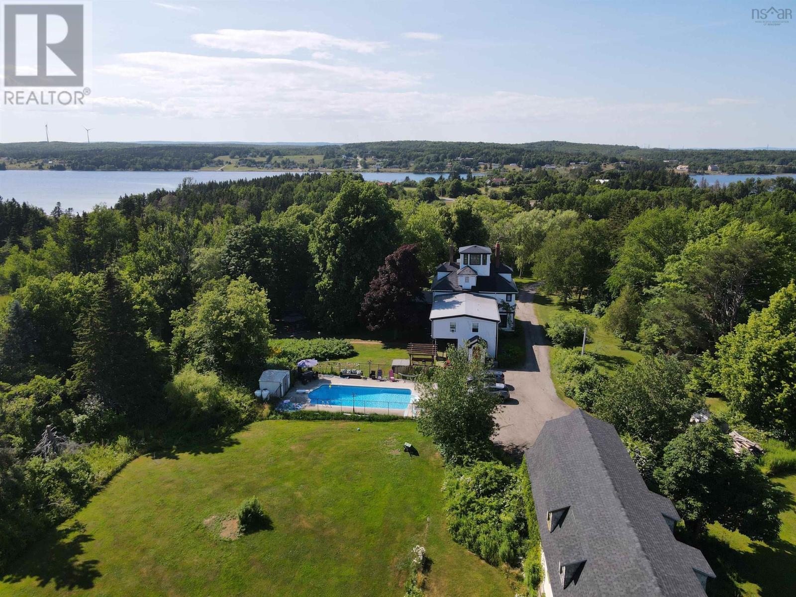 317 Church Road, Little Bras D'or, Nova Scotia  B0E 3A3 - Photo 8 - 202517469