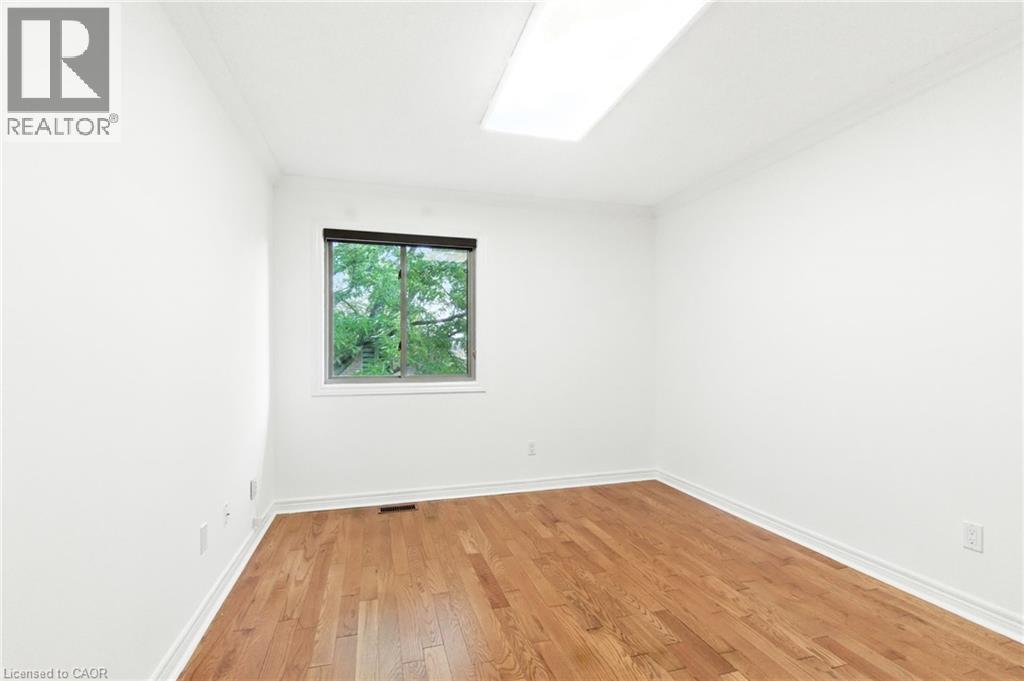 1245 Stephenson Drive Unit# 16, Burlington, Ontario  L7S 2L9 - Photo 20 - 40767073