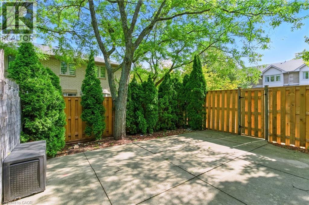 1245 Stephenson Drive Unit# 16, Burlington, Ontario  L7S 2L9 - Photo 26 - 40767073