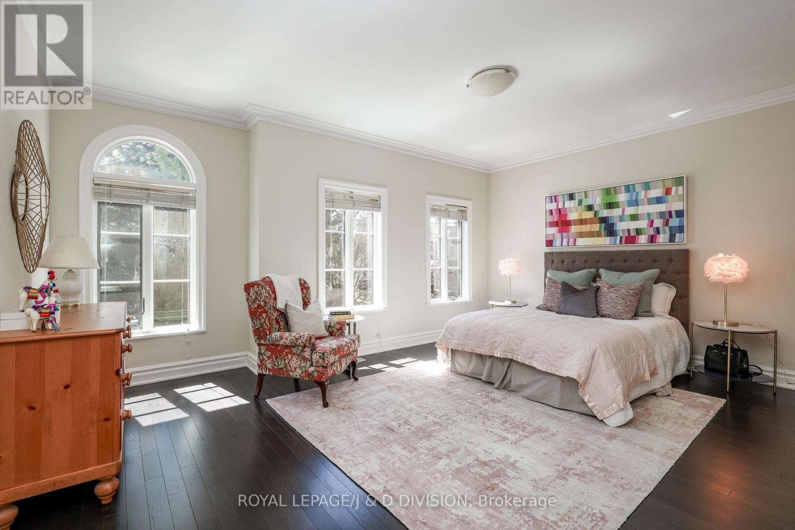 82 Munro Boulevard, Toronto, Ontario  M2P 1C4 - Photo 26 - C12487880