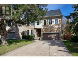 82 MUNRO BOULEVARD, Toronto, Ontario