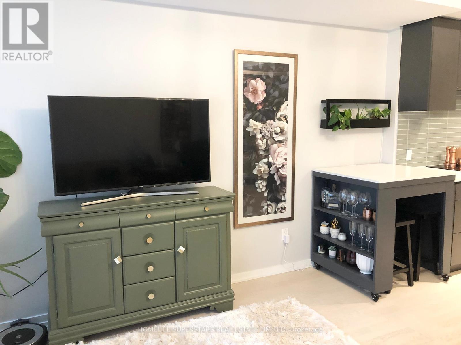 619 - 60 Colborne Street, Toronto, Ontario  M5E 0B7 - Photo 3 - C12489962