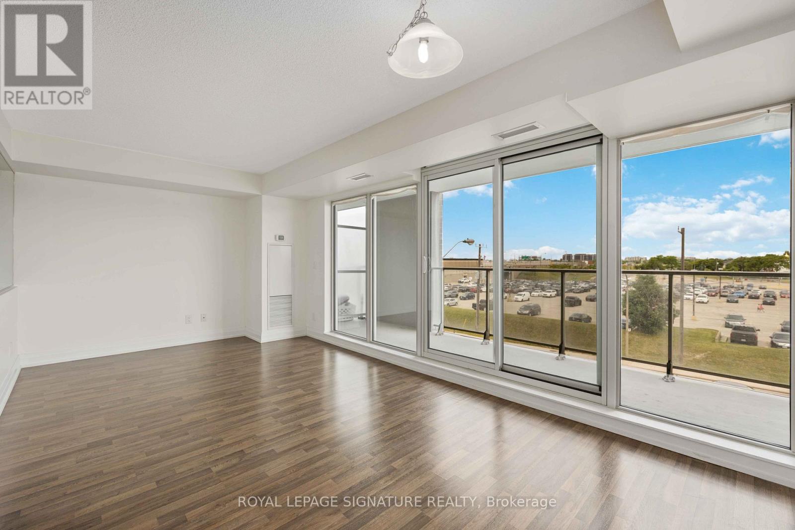 W311 - 565 Wilson Avenue, Toronto, Ontario  M3H 0C6 - Photo 14 - C12489980