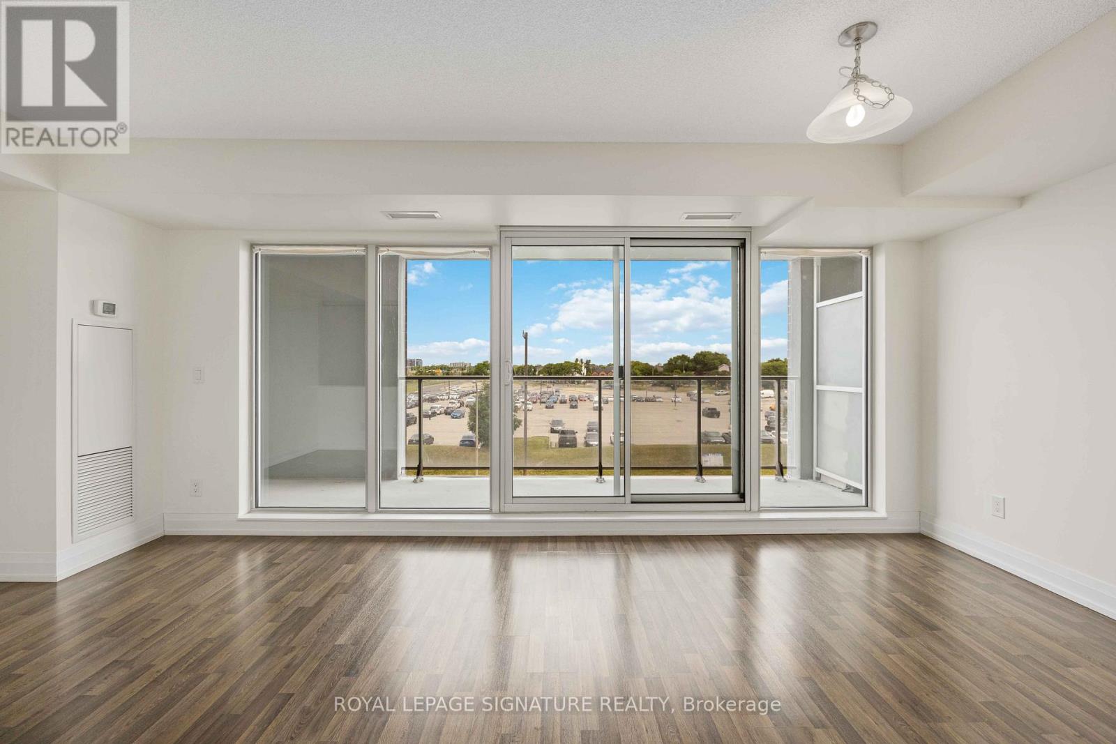 W311 - 565 Wilson Avenue, Toronto, Ontario  M3H 0C6 - Photo 15 - C12489980