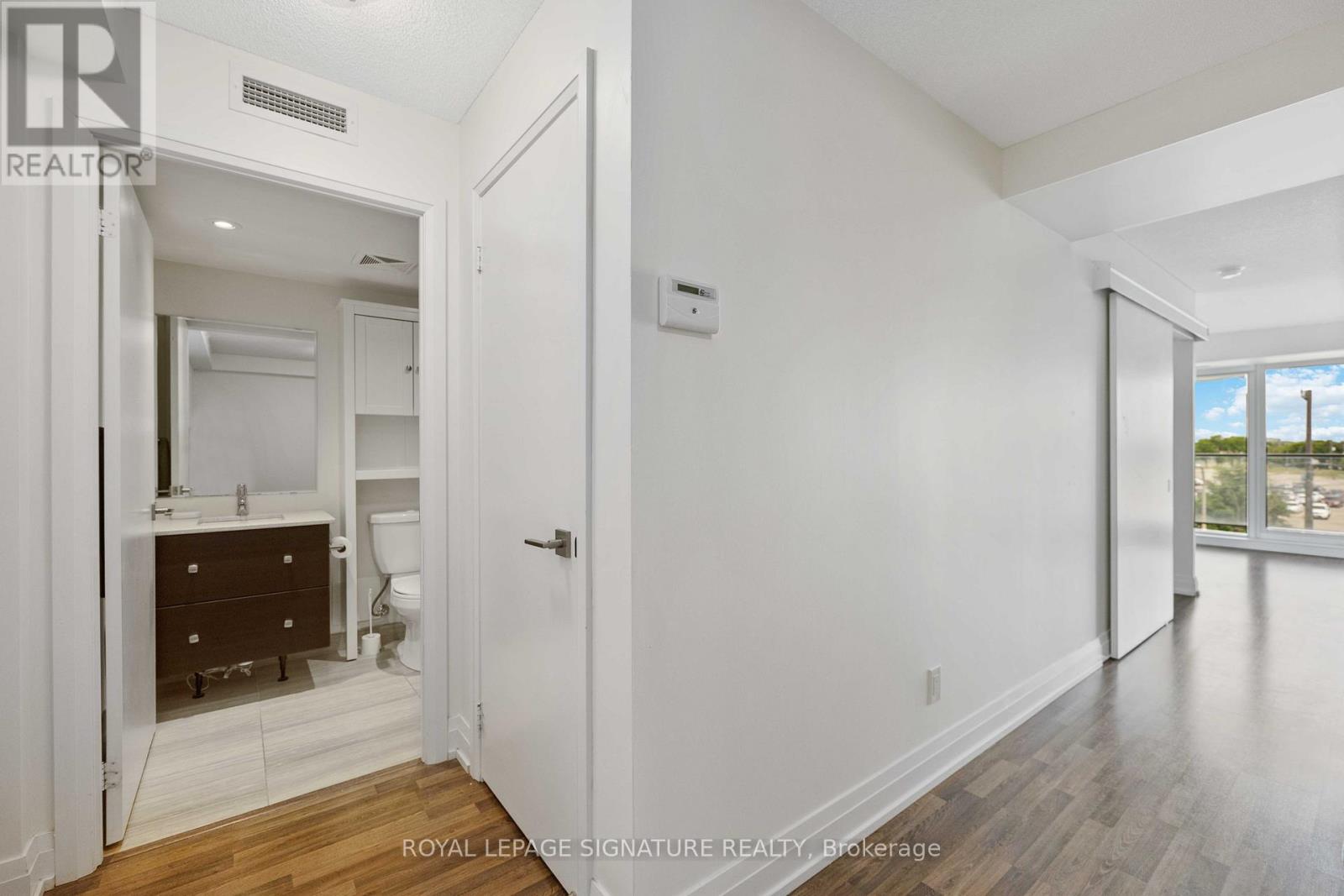 W311 - 565 Wilson Avenue, Toronto, Ontario  M3H 0C6 - Photo 4 - C12489980