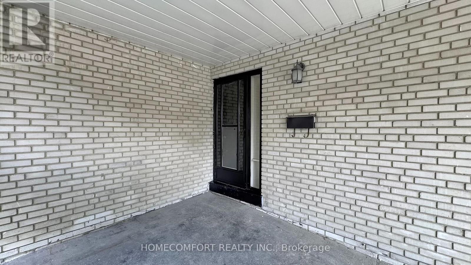 288 Woodsworth Road, Toronto, Ontario  M2L 2T6 - Photo 2 - C12490030