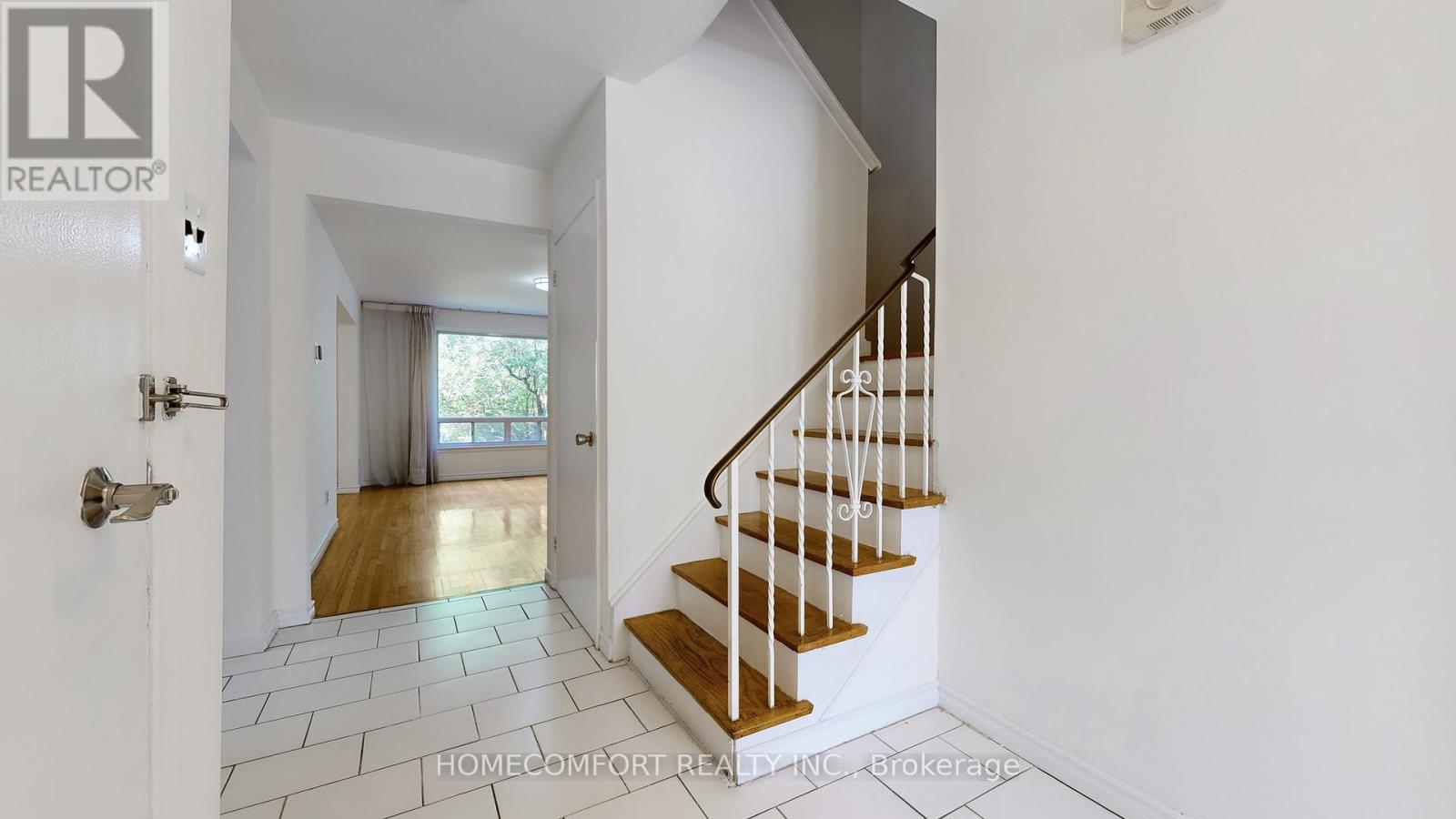 288 Woodsworth Road, Toronto, Ontario  M2L 2T6 - Photo 22 - C12490030