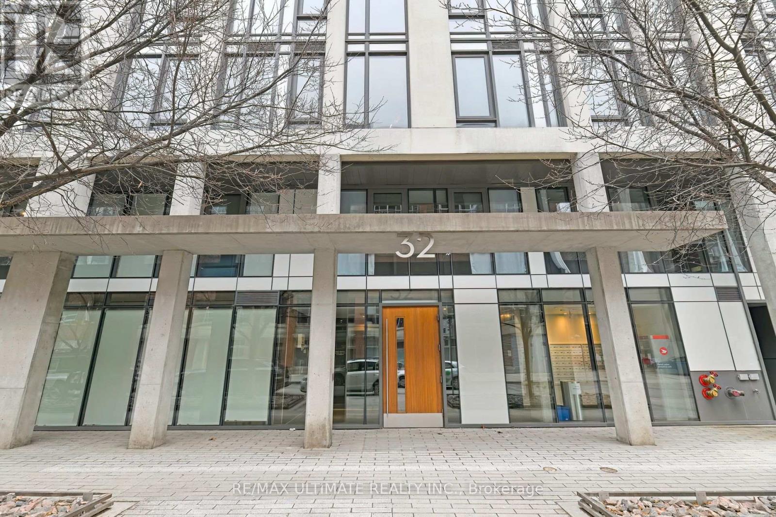 # 405 - 32 Camden Street, Toronto, Ontario  M5V 1G4 - Photo 2 - C12490080