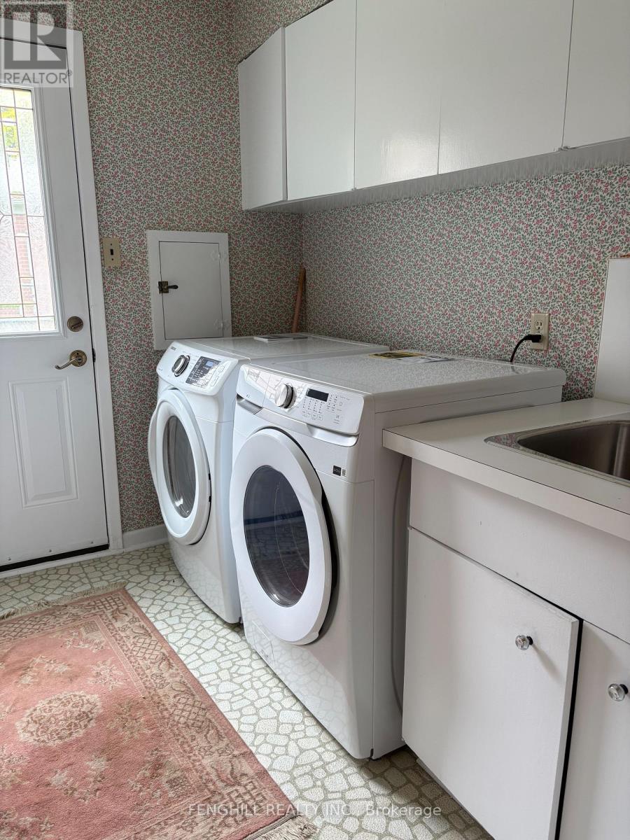 152 Fenn Avenue, Toronto, Ontario  M2P 1X9 - Photo 13 - C12490116