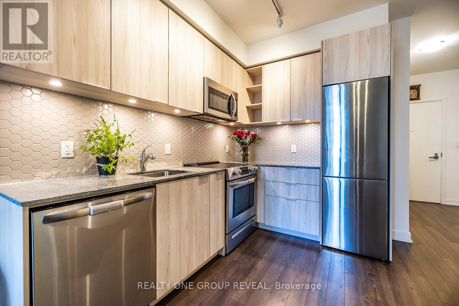 408 - 30 Ordnance Street, Toronto, Ontario  M6K 0C8 - Photo 10 - C12490134