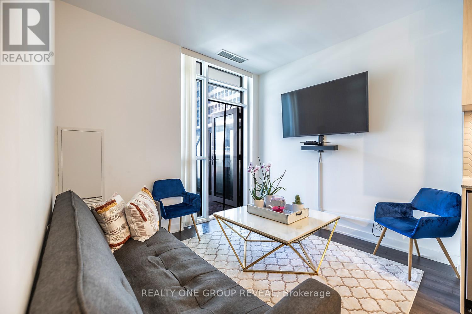 408 - 30 Ordnance Street, Toronto, Ontario  M6K 0C8 - Photo 8 - C12490134