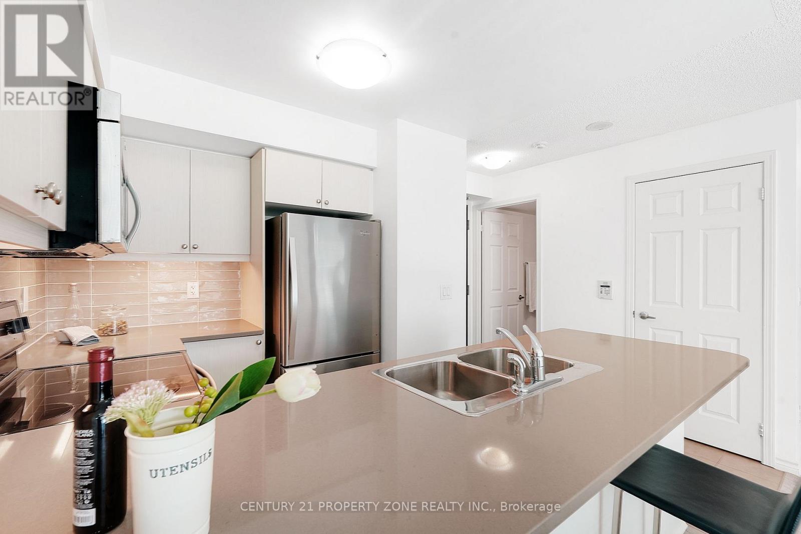 527 - 25 Lower Simcoe Street, Toronto, Ontario  M5J 3A1 - Photo 10 - C12490144