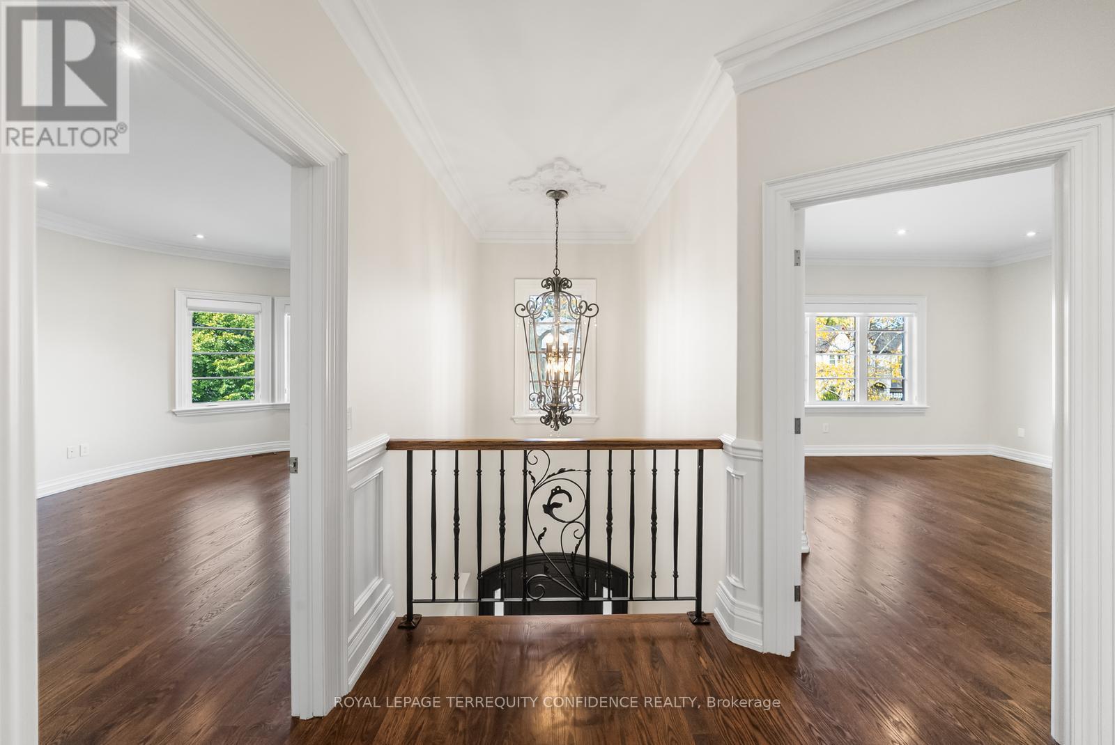 255 Dunview Avenue, Toronto, Ontario  M2N 4J3 - Photo 27 - C12490160