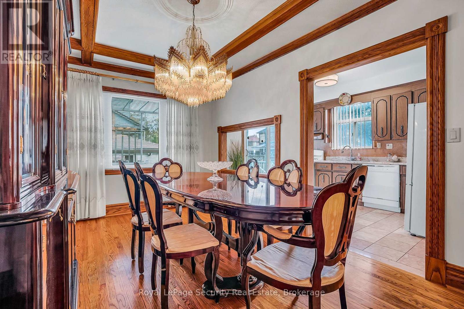 1937 Dufferin Street, Toronto, Ontario  M6E 3P8 - Photo 12 - C12490200