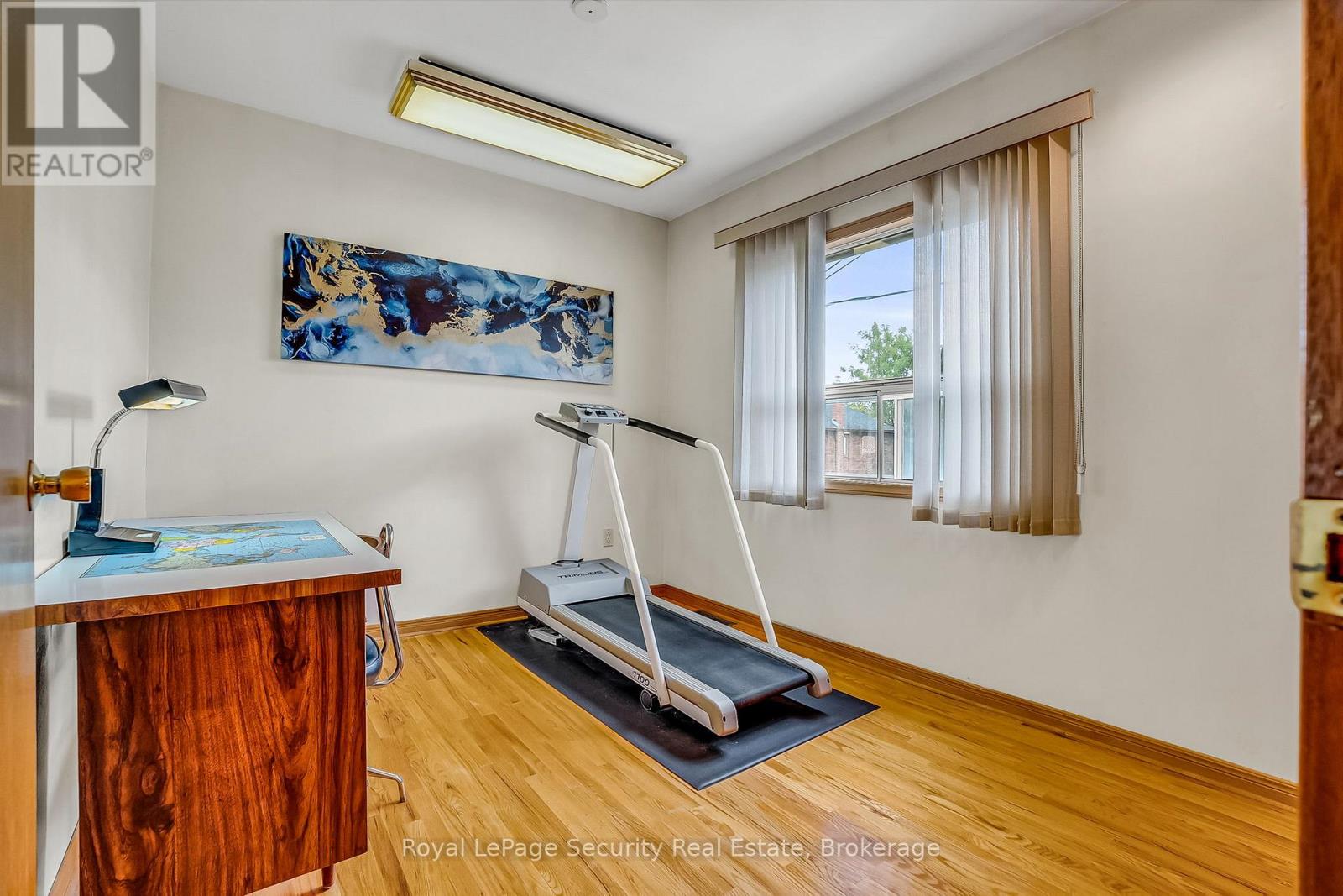 1937 Dufferin Street, Toronto, Ontario  M6E 3P8 - Photo 27 - C12490200