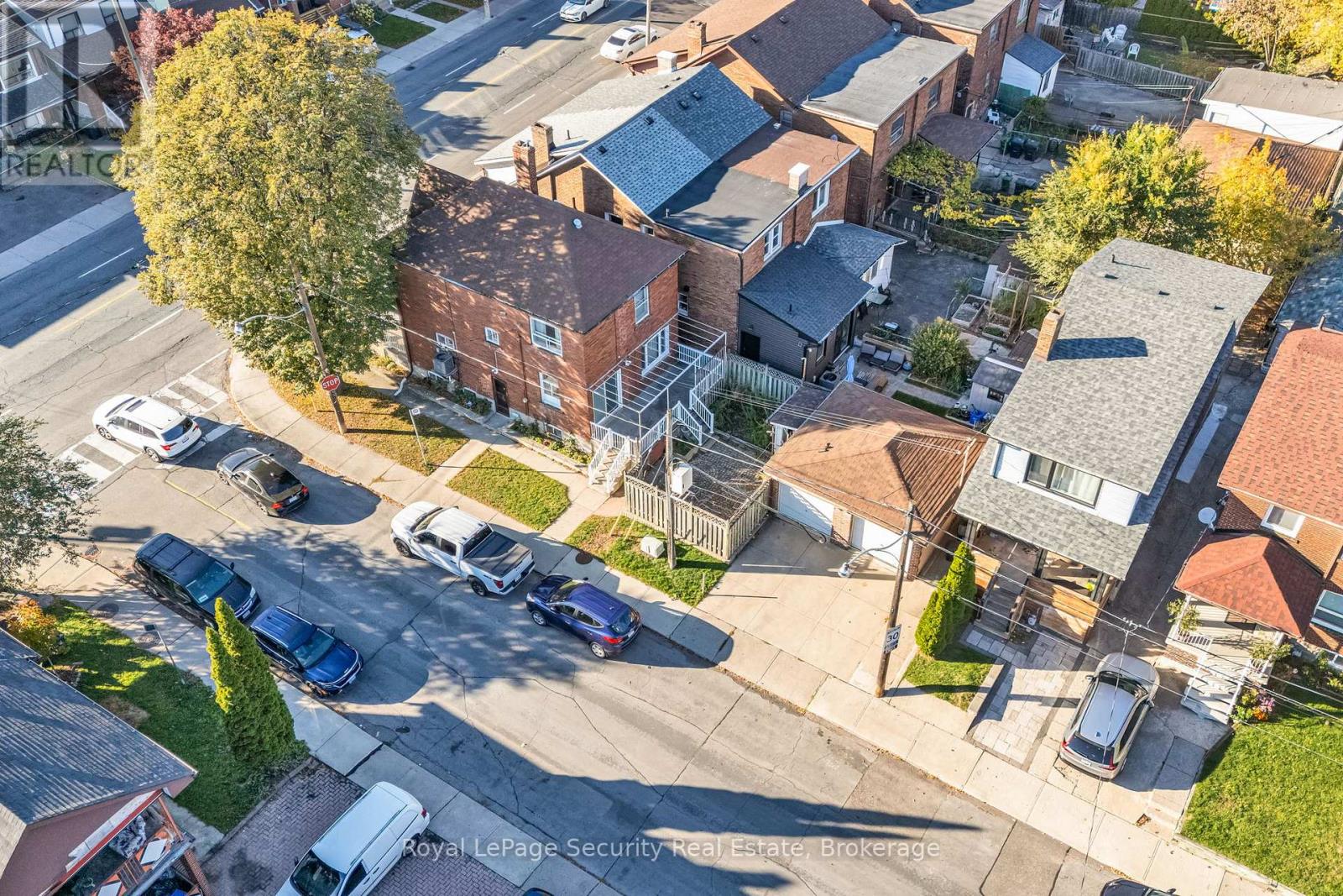 1937 Dufferin Street, Toronto, Ontario  M6E 3P8 - Photo 49 - C12490200