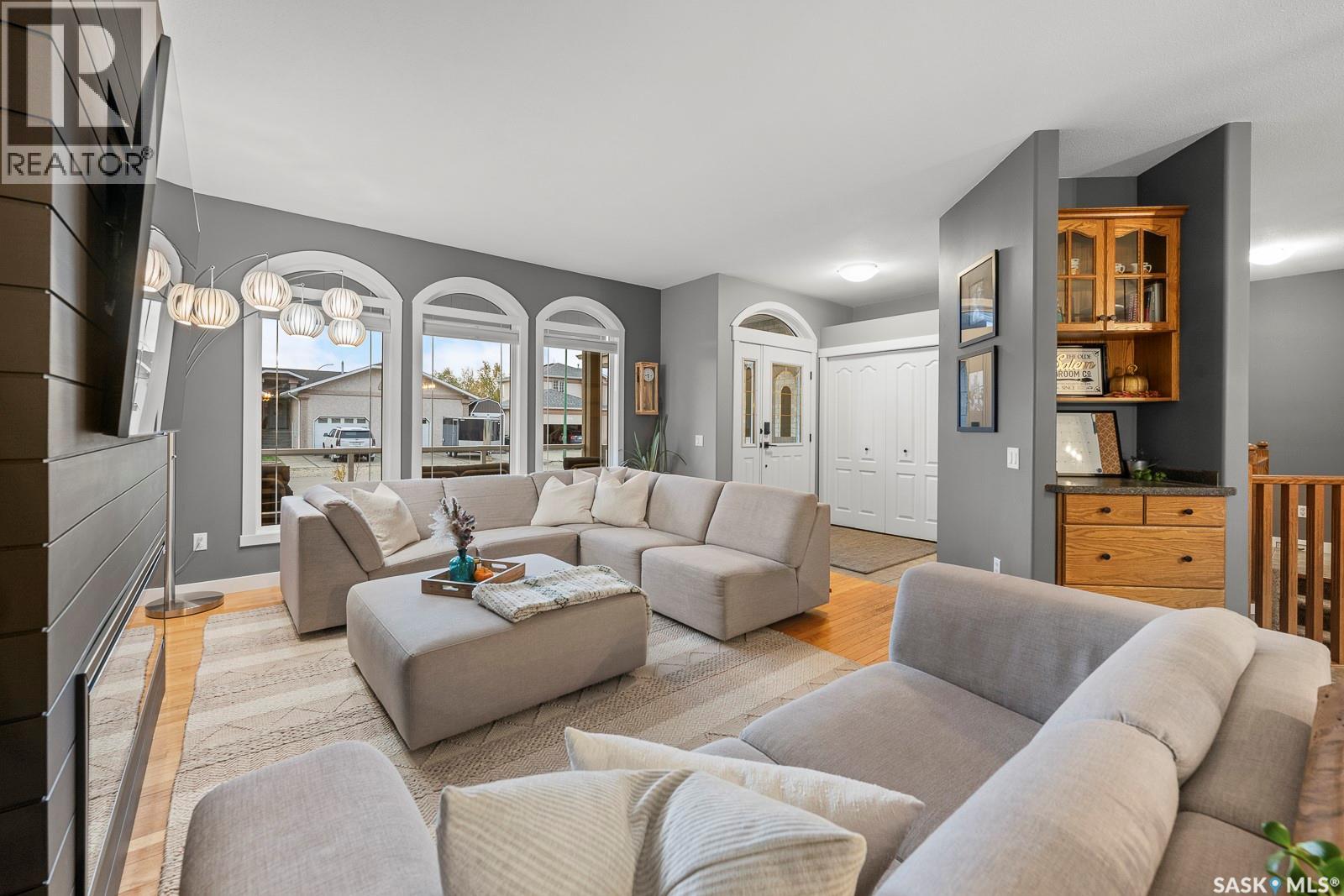 513 Meadow Road, Pilot Butte, Saskatchewan  S0G 3Z0 - Photo 5 - SK021890