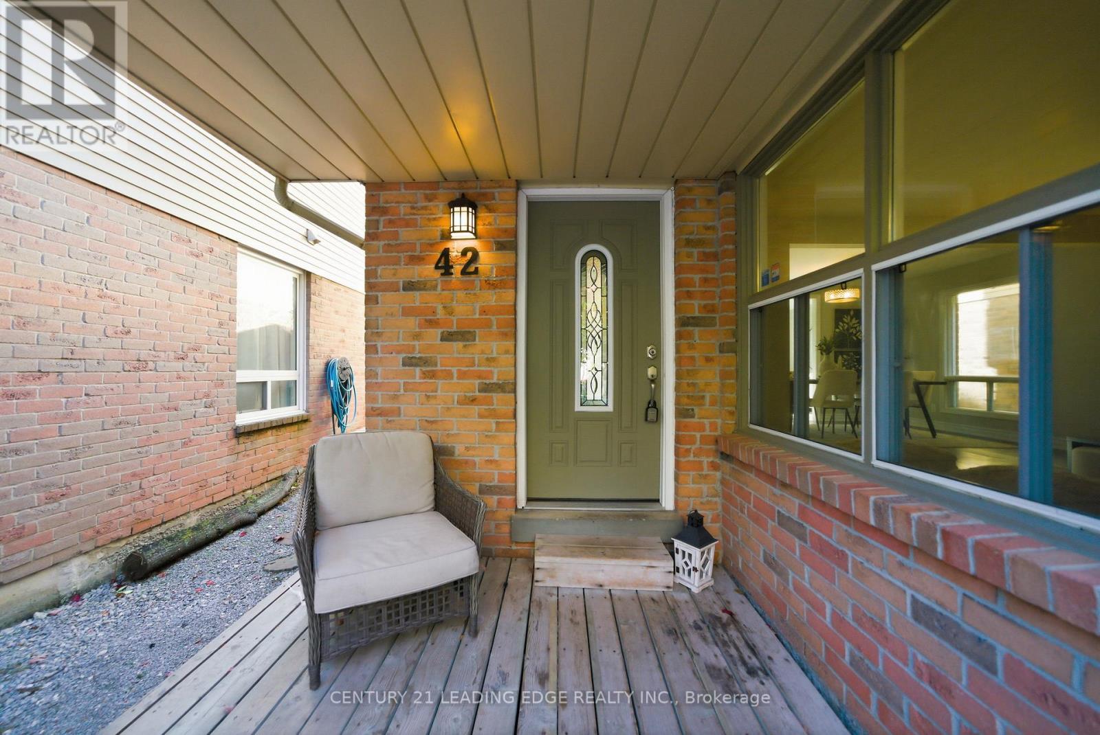 42 Harman Drive, Ajax, Ontario  L1S 5H6 - Photo 2 - E12490044