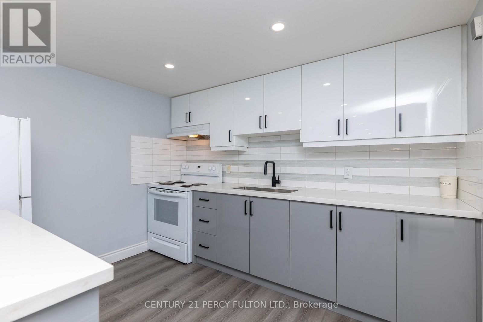 Bsmt - 647 Perry Crescent, Oshawa, Ontario  L1J 2E4 - Photo 12 - E12490052