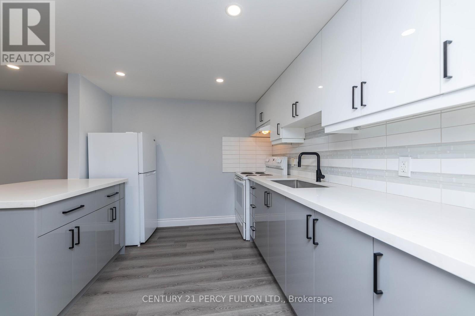 Bsmt - 647 Perry Crescent, Oshawa, Ontario  L1J 2E4 - Photo 13 - E12490052