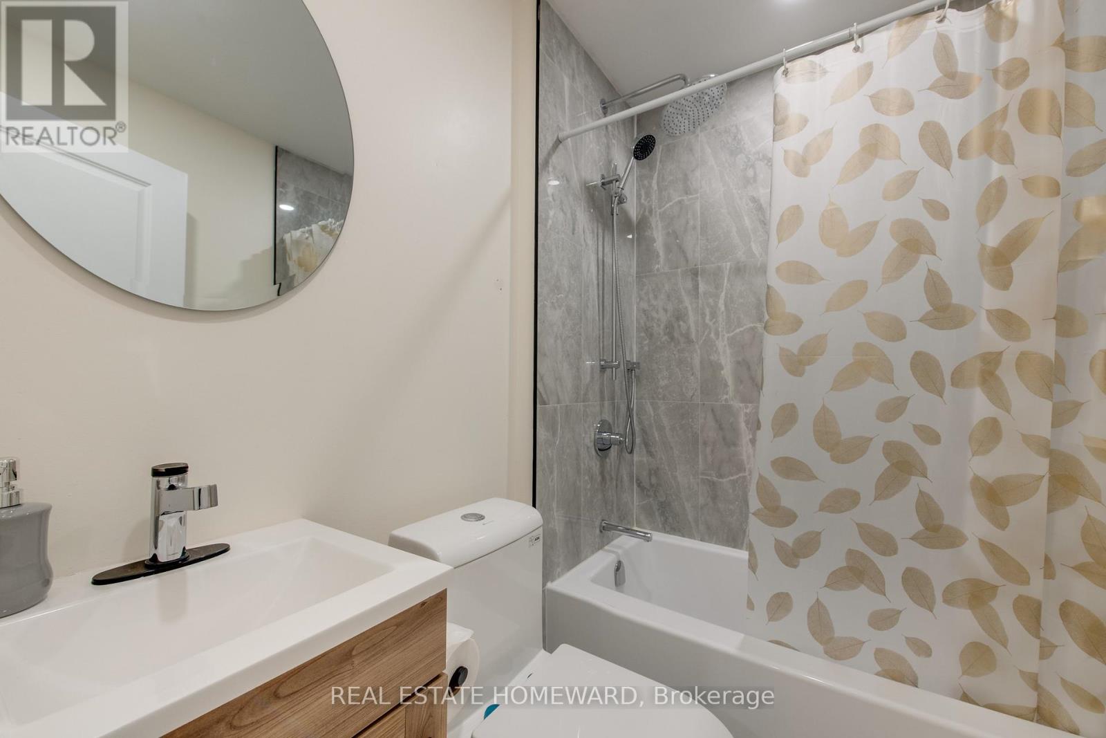 353 Victoria Park Avenue, Toronto, Ontario  M4E 3S9 - Photo 24 - E12490088