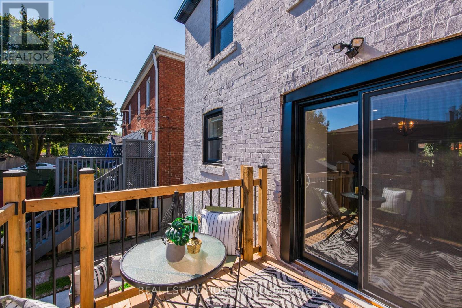 353 Victoria Park Avenue, Toronto, Ontario  M4E 3S9 - Photo 30 - E12490088