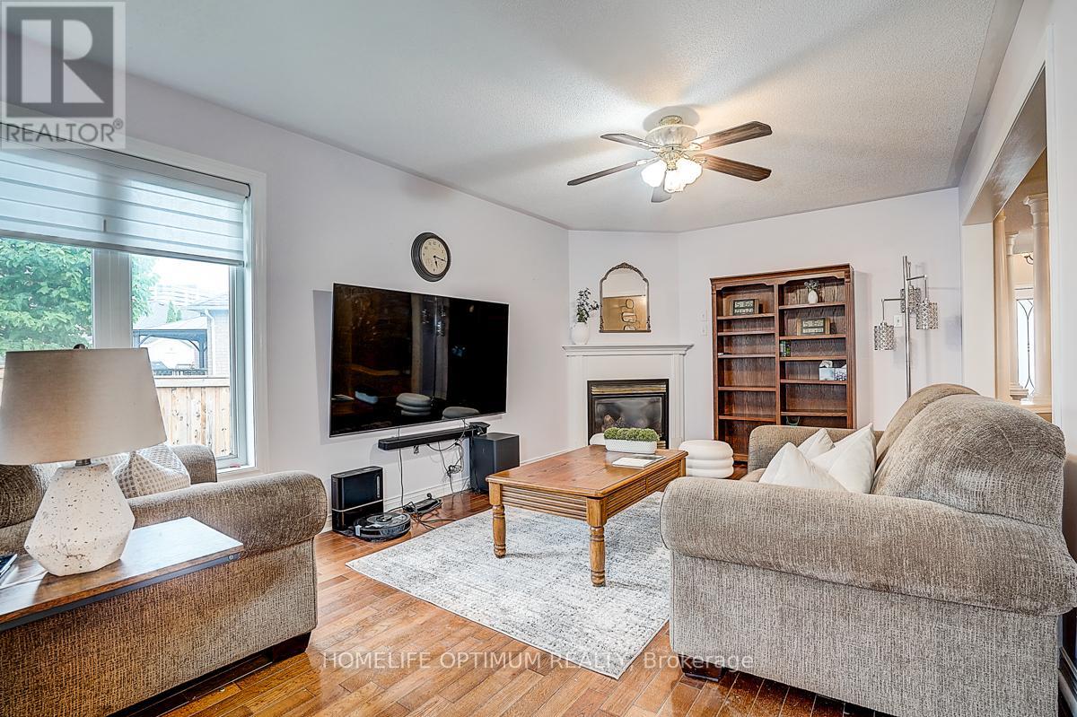 8 Lone Court, Ajax, Ontario  L1T 4J9 - Photo 10 - E12490118