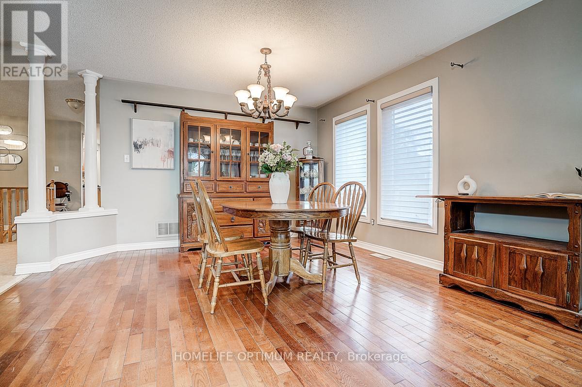 8 Lone Court, Ajax, Ontario  L1T 4J9 - Photo 6 - E12490118