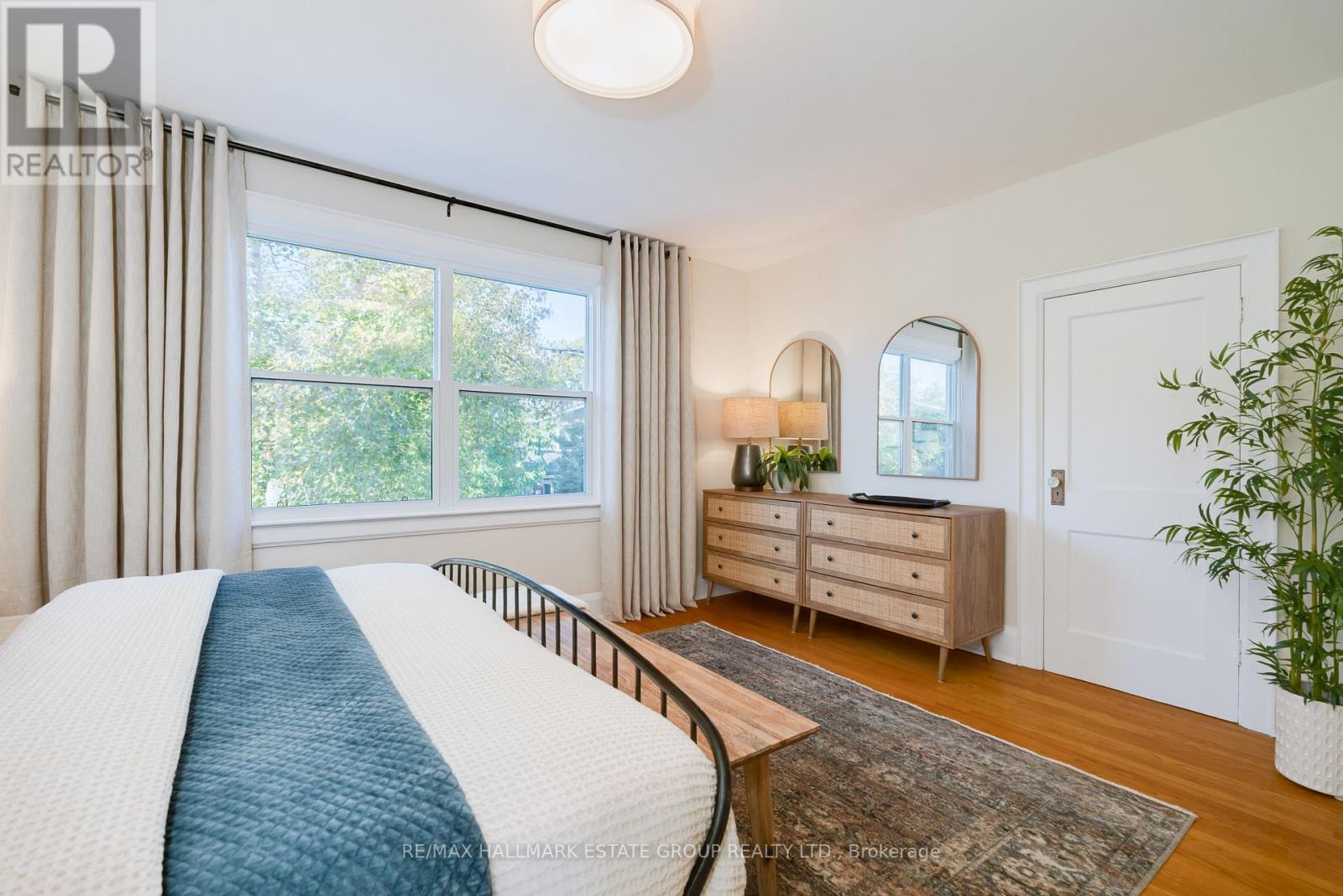 61 Springdale Boulevard, Toronto, Ontario  M4J 1W6 - Photo 15 - E12490202